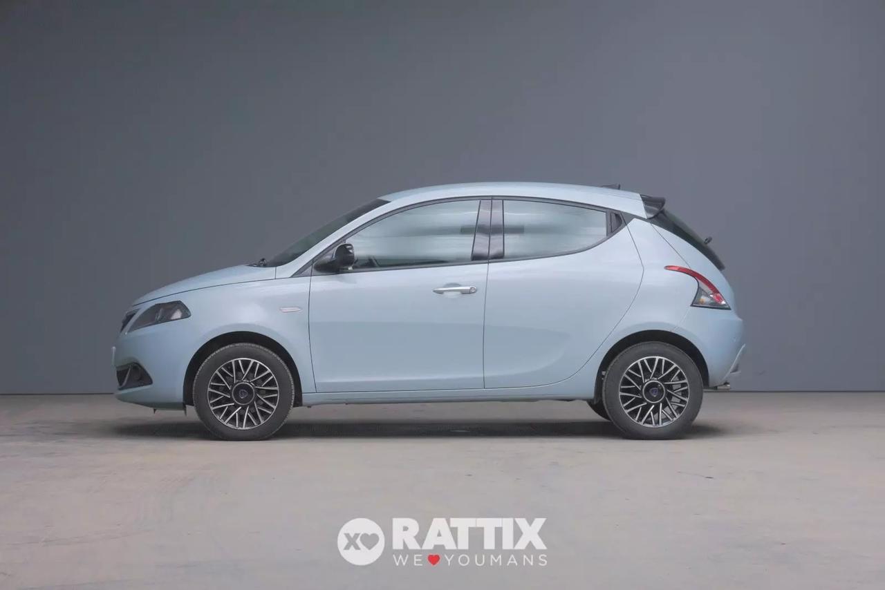 Lancia Ypsilon 1.0 Firefly Hybrid 70CV Platino