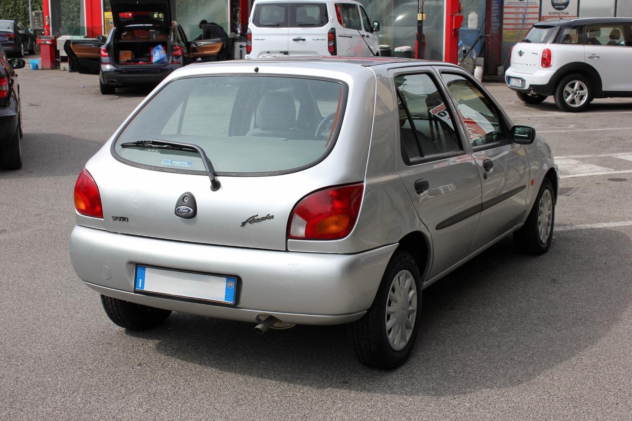 Ford Fiesta 5p 1.3 University 60cv