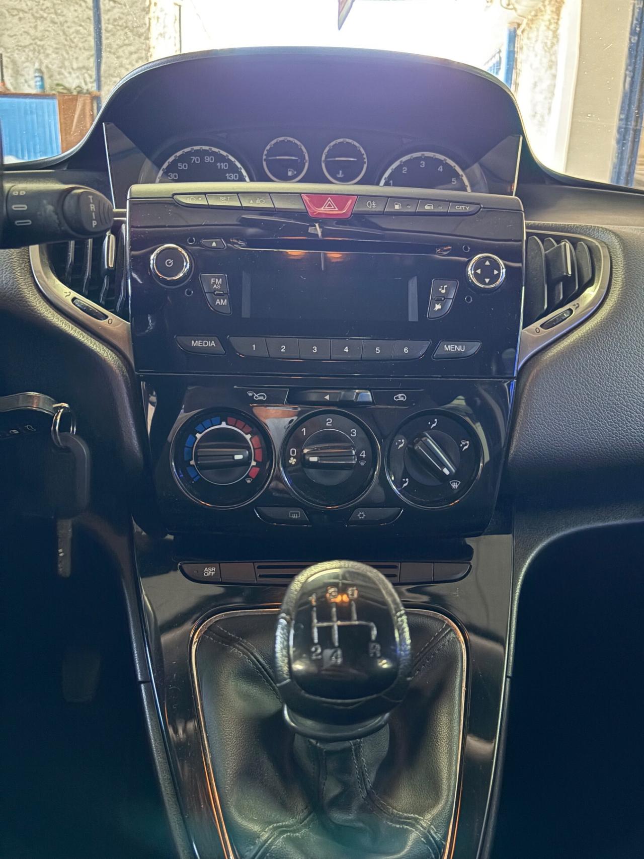Lancia Ypsilon 1.2 GPL Ecochic 69cv
