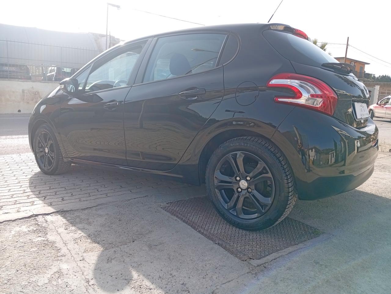Peugeot 208 PureTech 82 5 porte Active