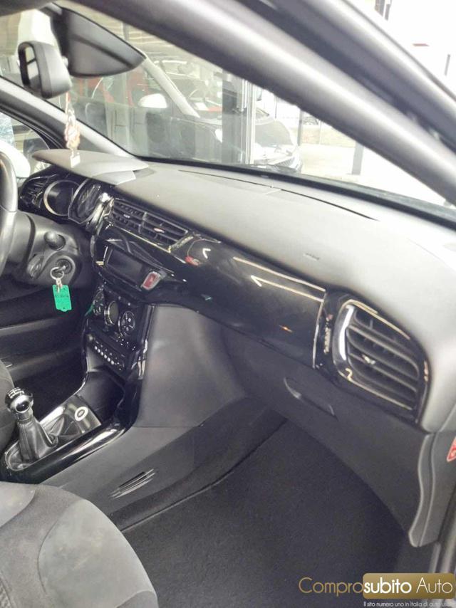 DS AUTOMOBILES DS 3 1.2 VTi 82 So Chic (Garanzia 12 Mesi)