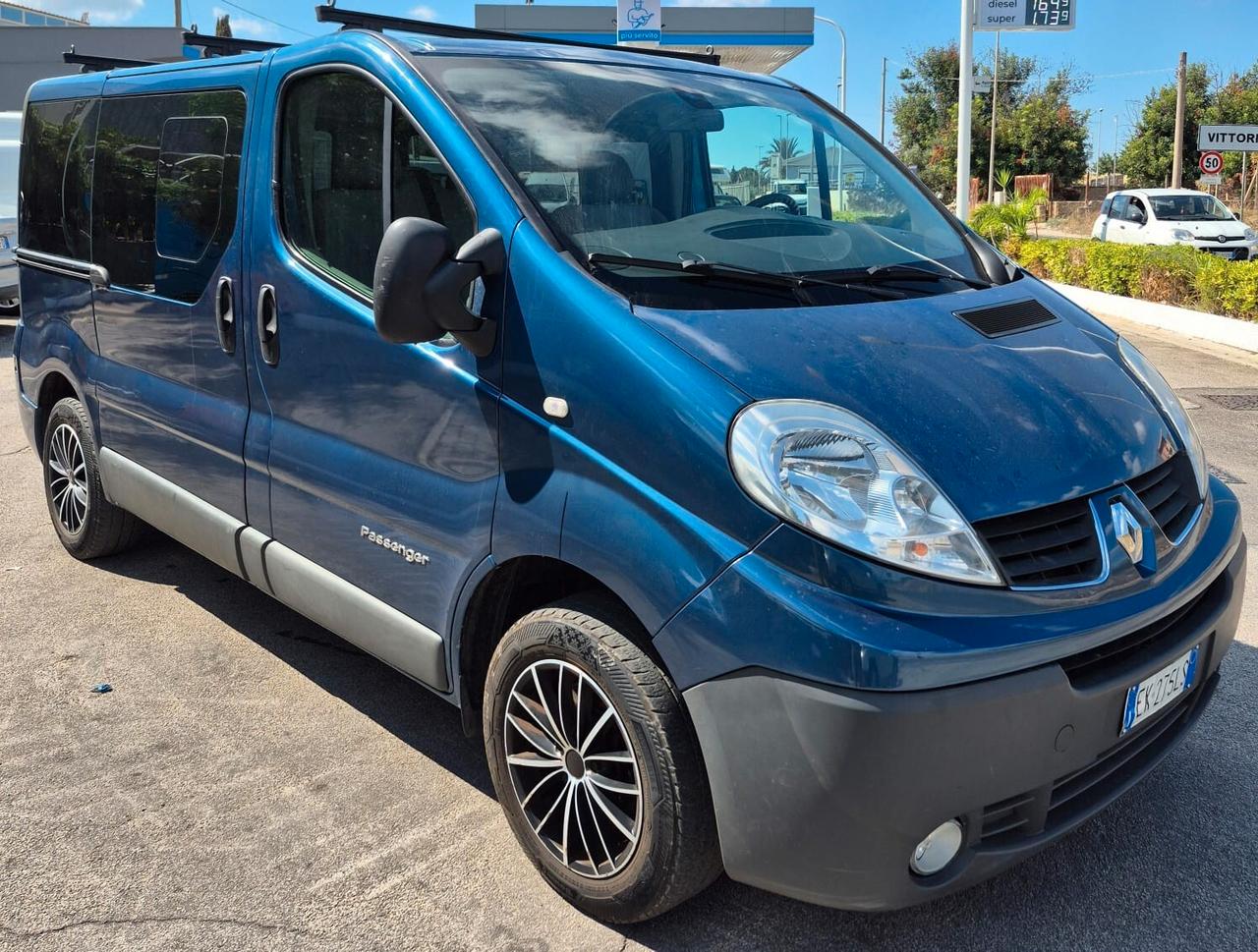 Renault Trafic T27 2.5 dCi/150 PC-TN Passenger Black Edition DPF