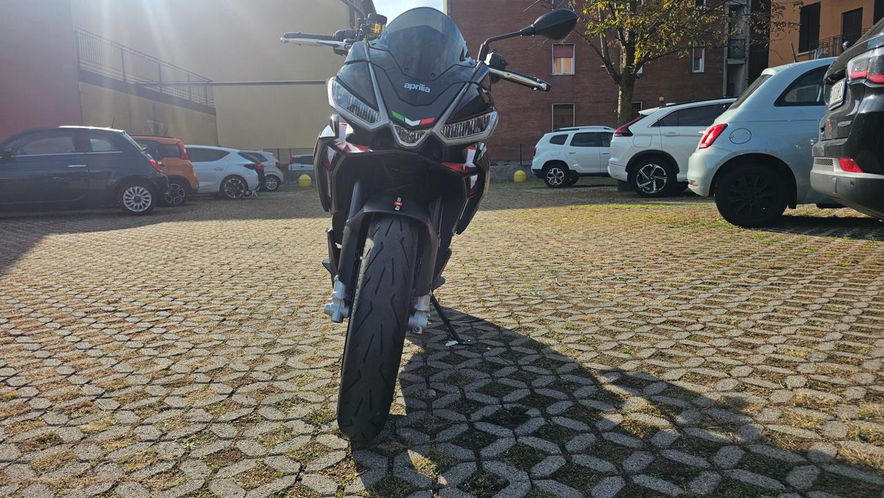 Aprilia Tuono 660 Factory
