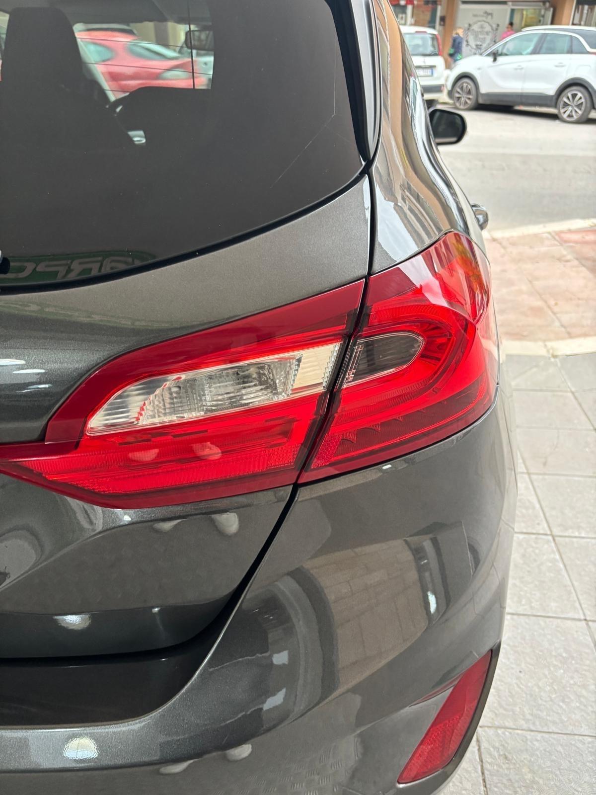 Ford Fiesta 1.5 EcoBlue 5 porte Titanium