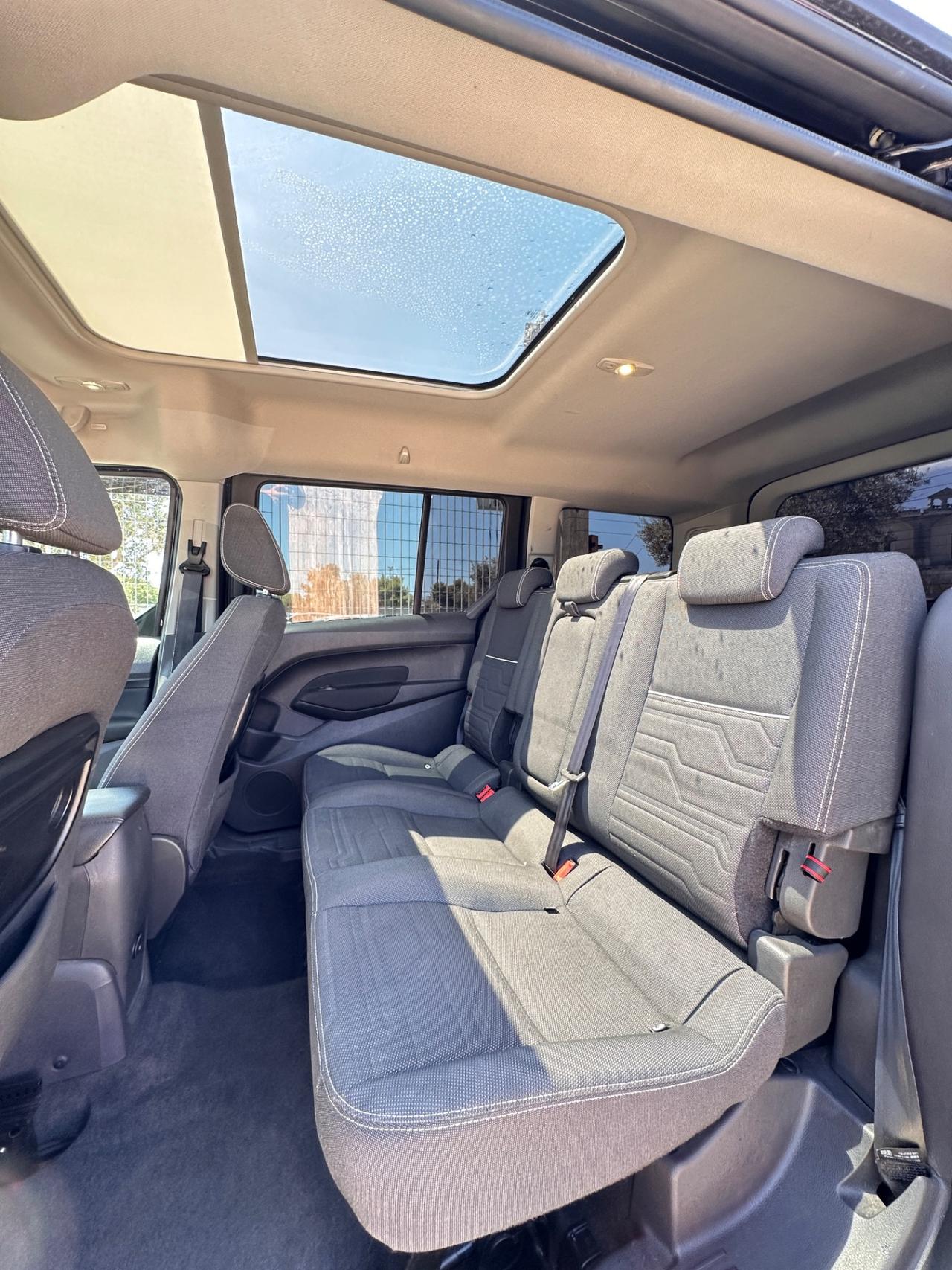 Ford Gran Tourneo Connect Titanium-2017 TETTO/NAVI/19"