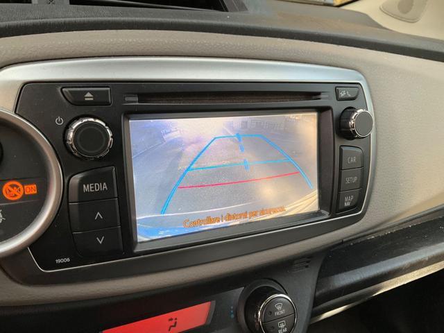 TOYOTA Yaris 1.0 5 porte Lounge