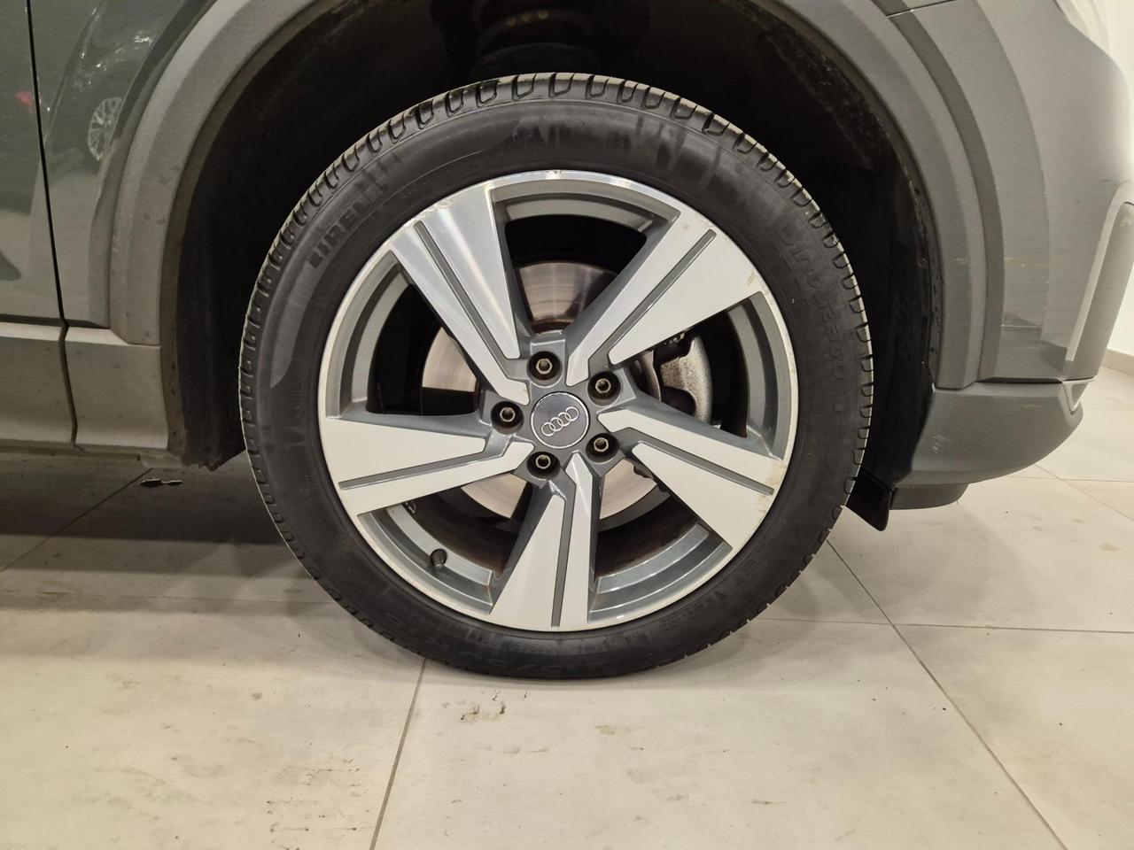 Audi Q2 1.6 tdi Design - NEOPATENTATI - Cruise/Lim - Sens. Post. - Navi