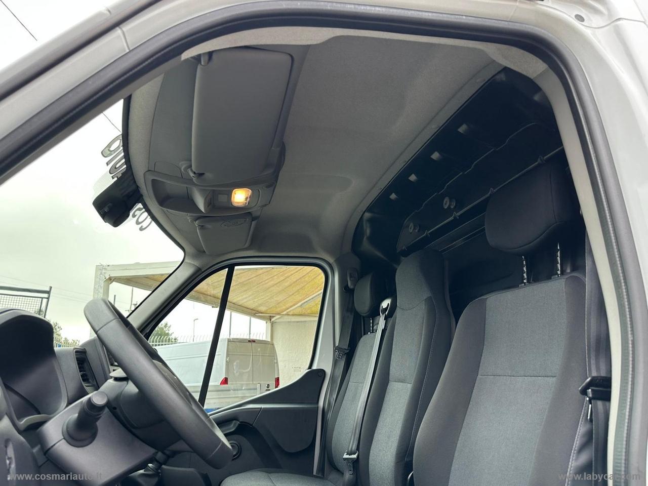 Master 3T5 2.3dCi 135 PL-TA Furg.Red Ed.