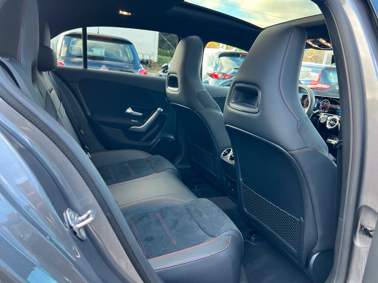 Mercedes-benz A 180 d Automatic AMG Line Premium Plus