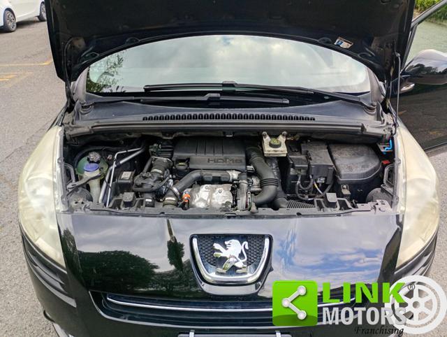 PEUGEOT 5008 1.6 HDi 110CV Tecno