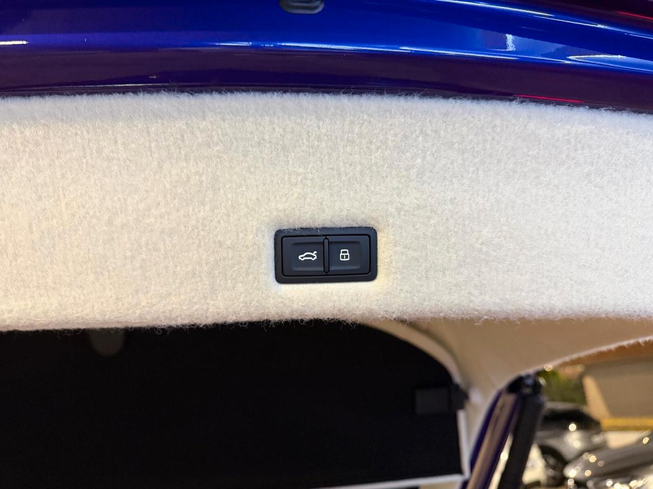 LAMBORGHINI URUS SE 4.0 V8 PHEV 620CV TETTO PELLE NAVI ANNO 2025