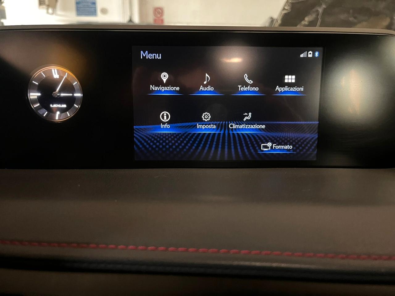 Lexus UX 250h F SPORT