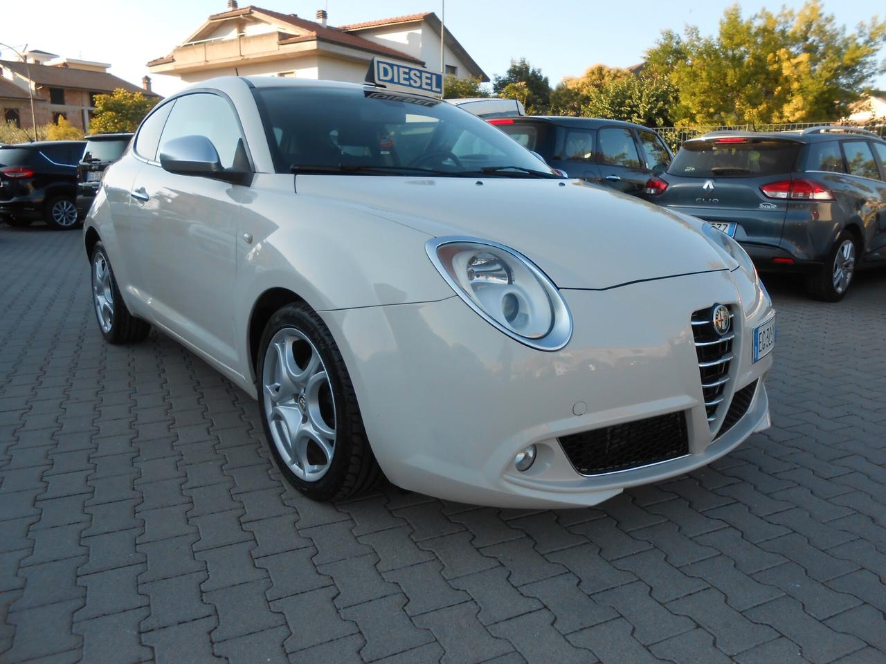 Alfa Romeo MiTo 1.3 JTDm-2 95 CV S&S Distinctive