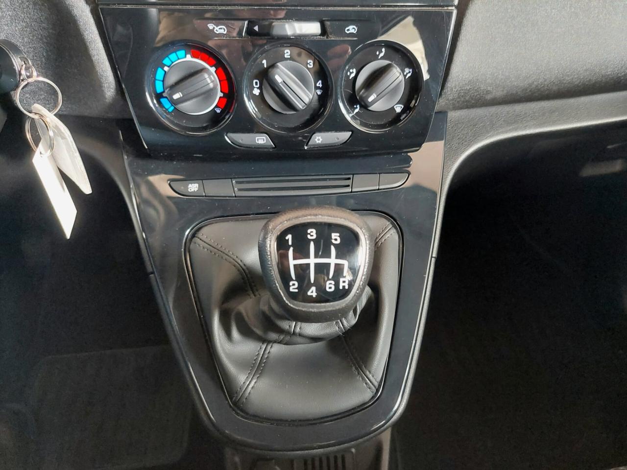 LANCIA Ypsilon 1.0 FireFly Hybrid Silver - 2023