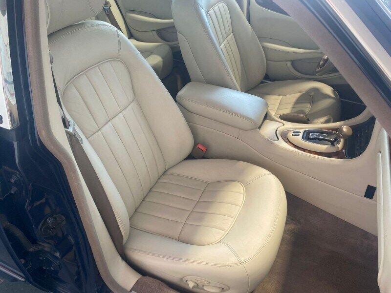 Jaguar Xj Sovereign 3.2 cat