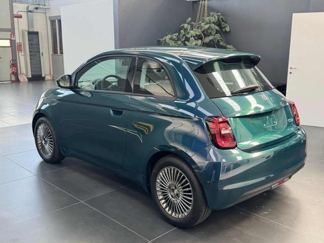 FIAT 500e Fiat La Nuova 500 Hatchback MY23 320 Berlina
