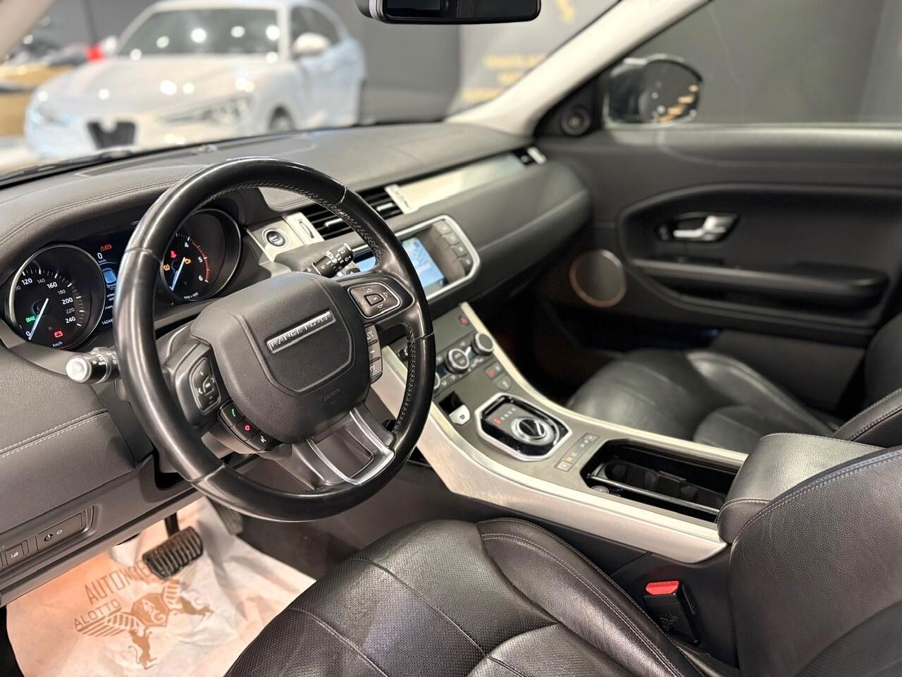 Land Rover Range Evoque 2.0 TD4 180 CV 5p. SE Dynamic