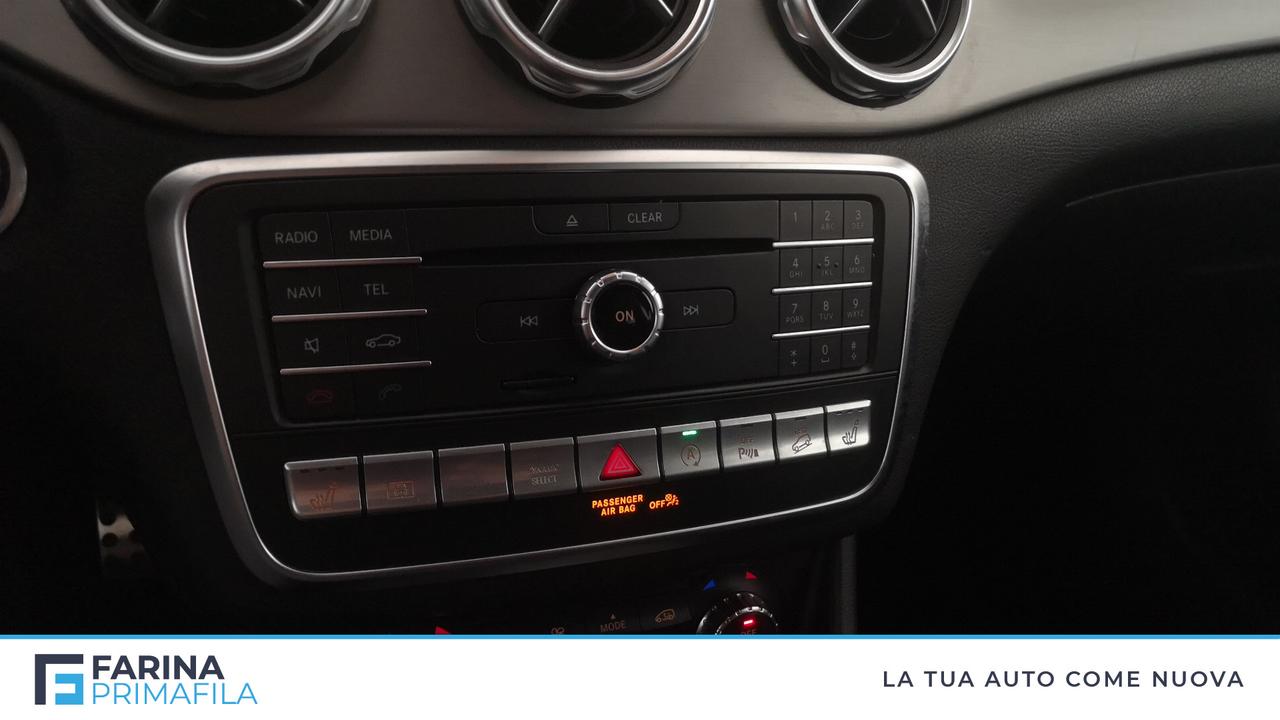 Mercedes-Benz GLA - X156 - GLA 220 d Premium 4matic auto
