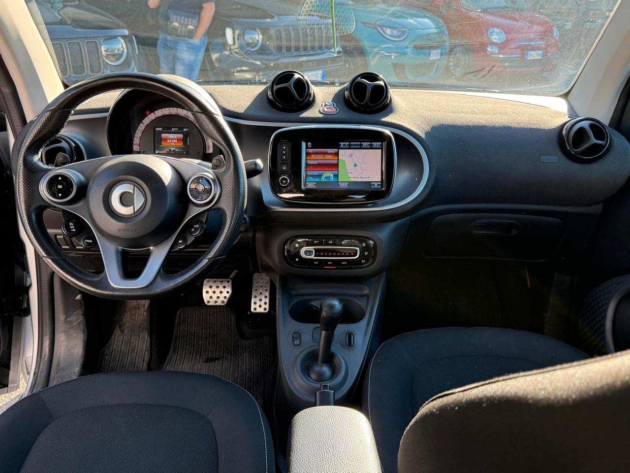 Smart ForTwo 2018 70 1.0 twinamic PRIME