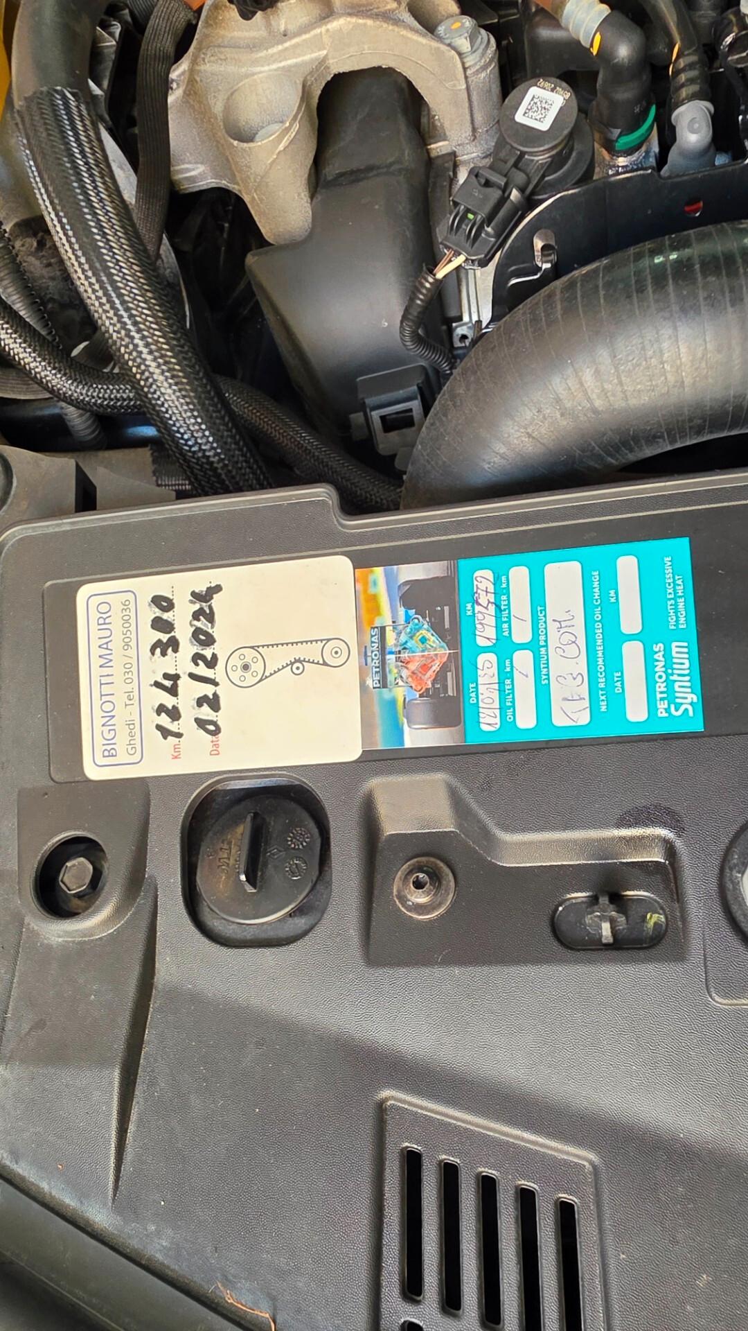 Renault Clio dCi 8V 90 CV 5 porte Moschino Life