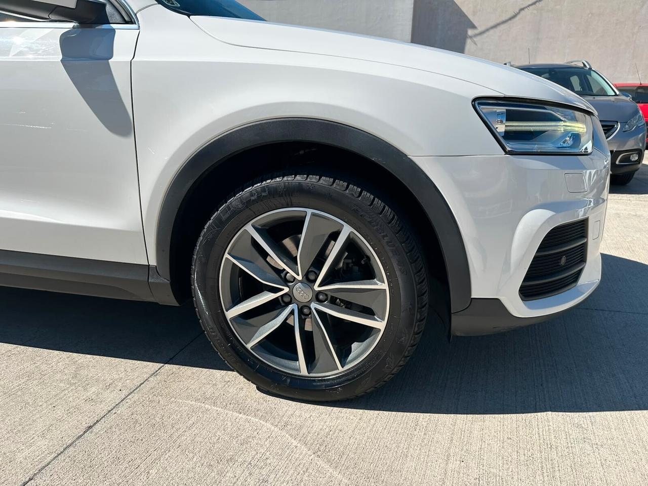 Audi Q3 2.0 TDI 120 CV