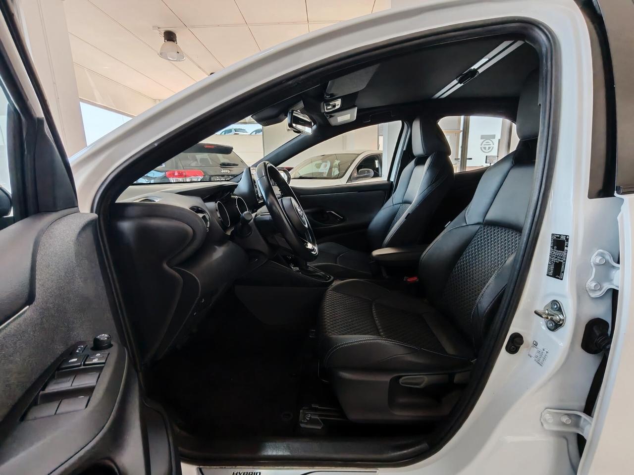 Toyota Yaris 1.5 Hybrid Lounge 2021