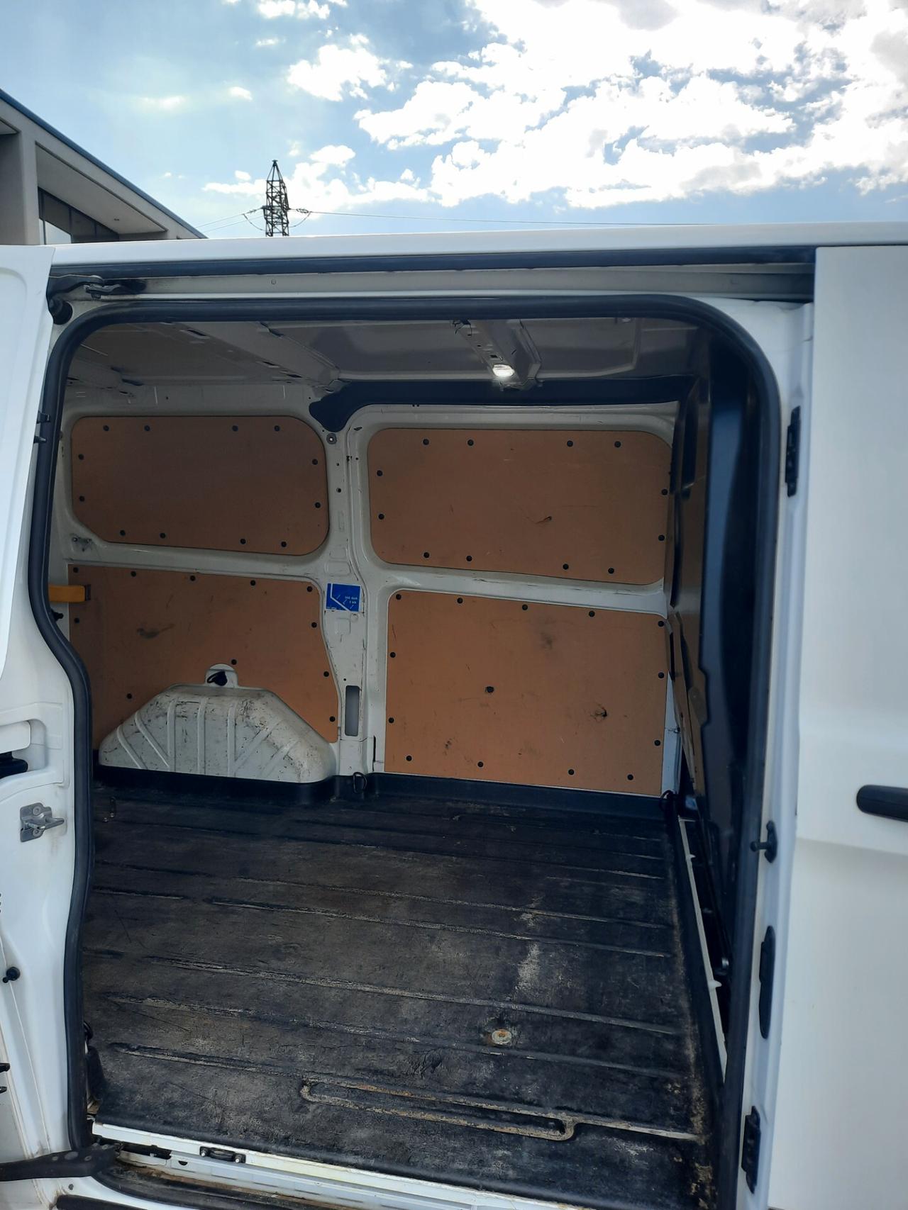 Ford Transit Custom 340 2.0 TDCi G.TRAINO PR.IVATO