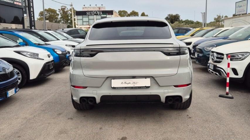 Porsche Cayenne Coupé 3.0 V6 Platinum Edition - 2022