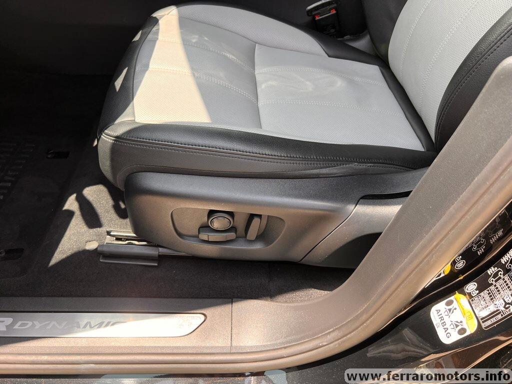 Land Rover Range Rover Evoque 2.0D I4 163 CV AWD Auto R-Dynamic HSE