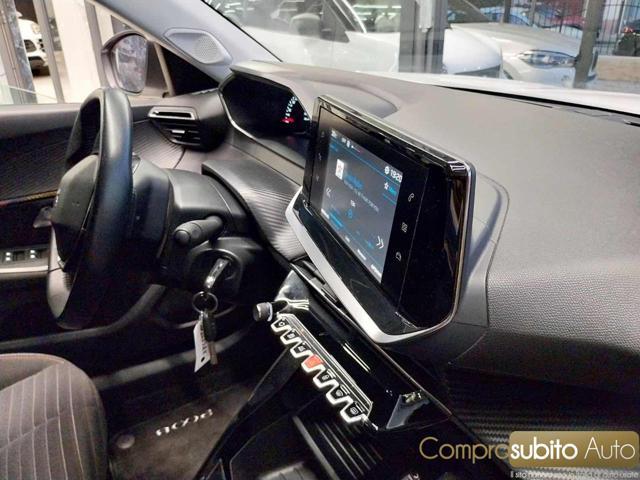 PEUGEOT 2008 BlueHDi 110 S&S Allure