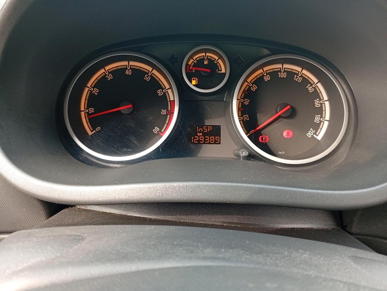 Opel Corsa 1.2 3 porte Club