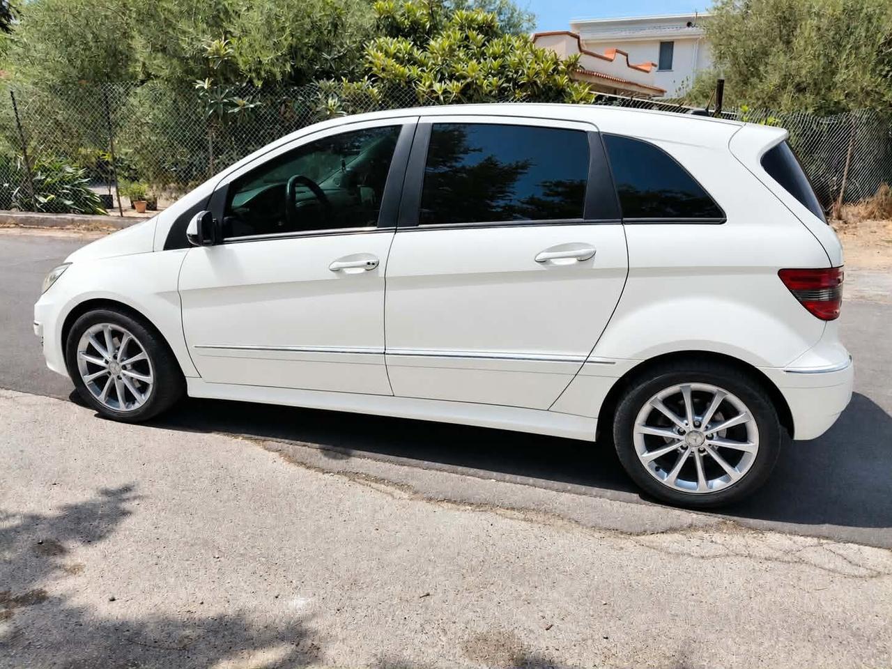 Mercedes-Benz Classe B 180 CDI Restyling 109 CV NUOVA