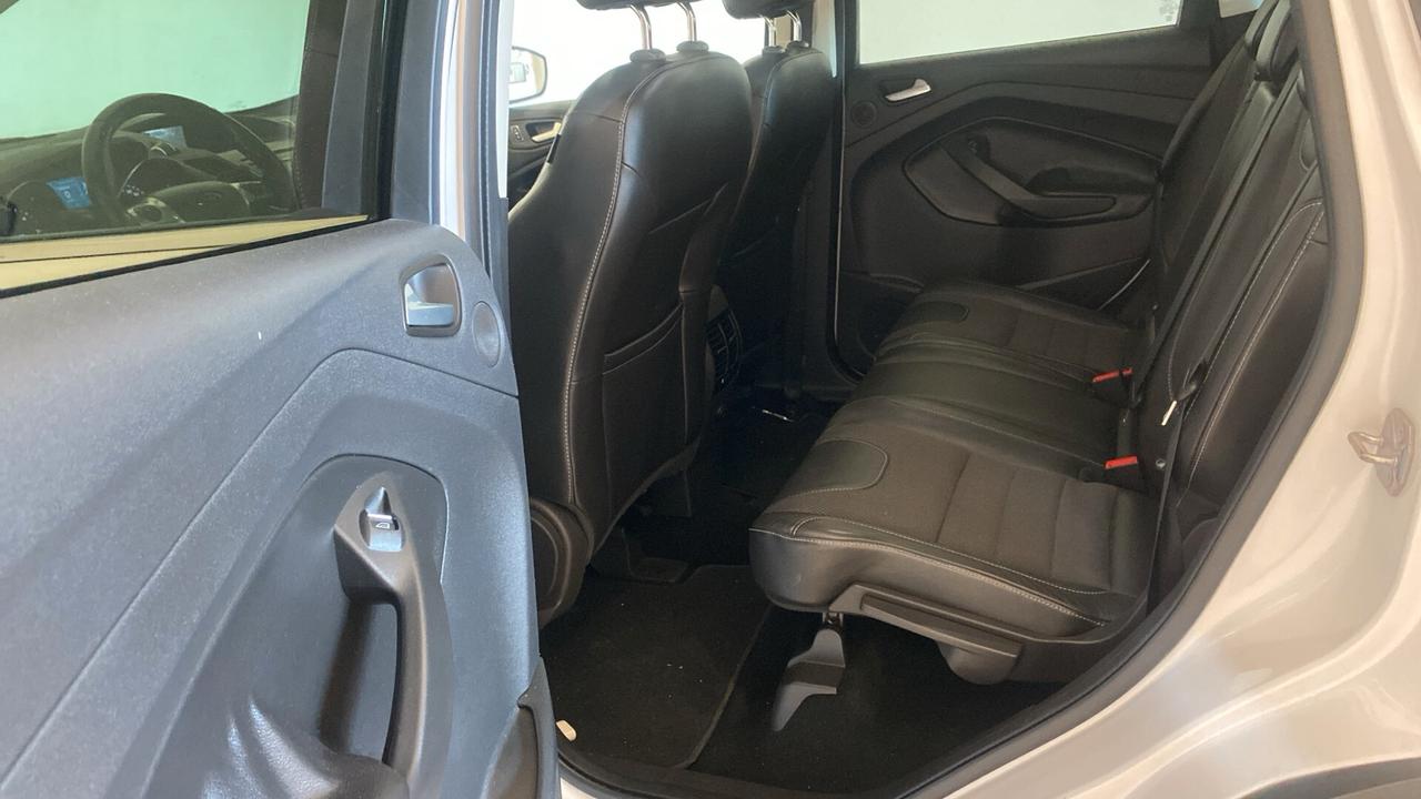 Ford Kuga 2.0 TDCI 150 CV 4WD Titanium EURO6