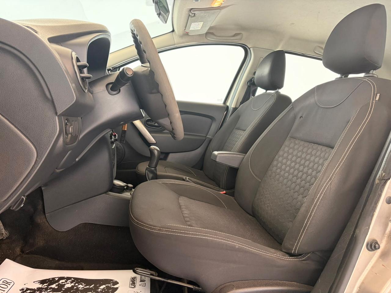 Dacia Sandero 1.2 Laureate 75cv *NEOPATENTATI*