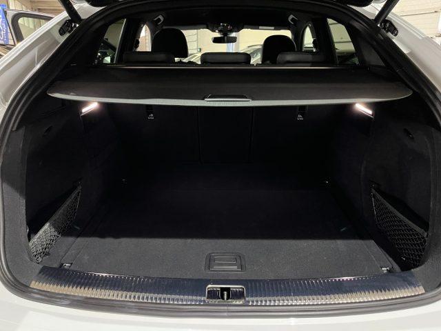 AUDI Q5 SPB Sportback 40TDI quattro S line Identity Black