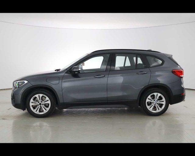 BMW X1 xDrive25e Advantage