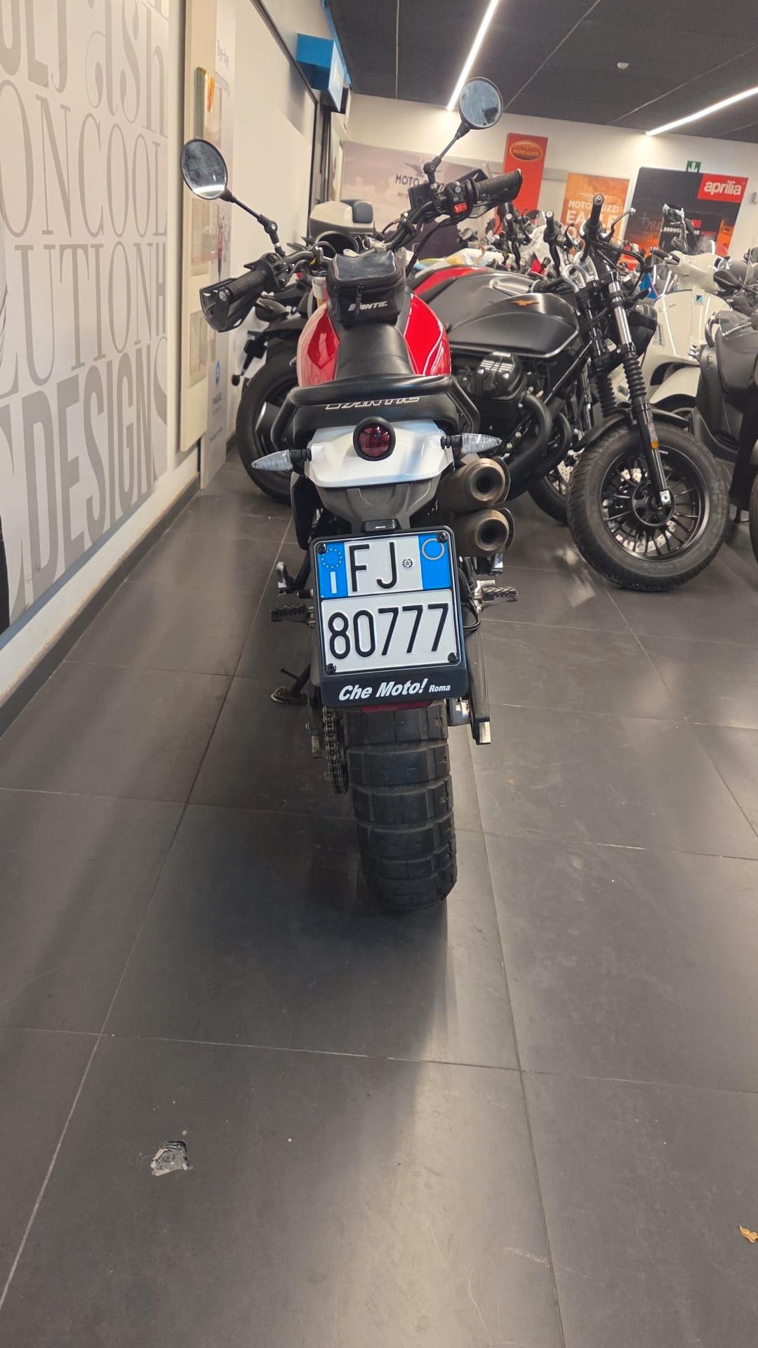 Fantic Motor Caballero 700 scrambler