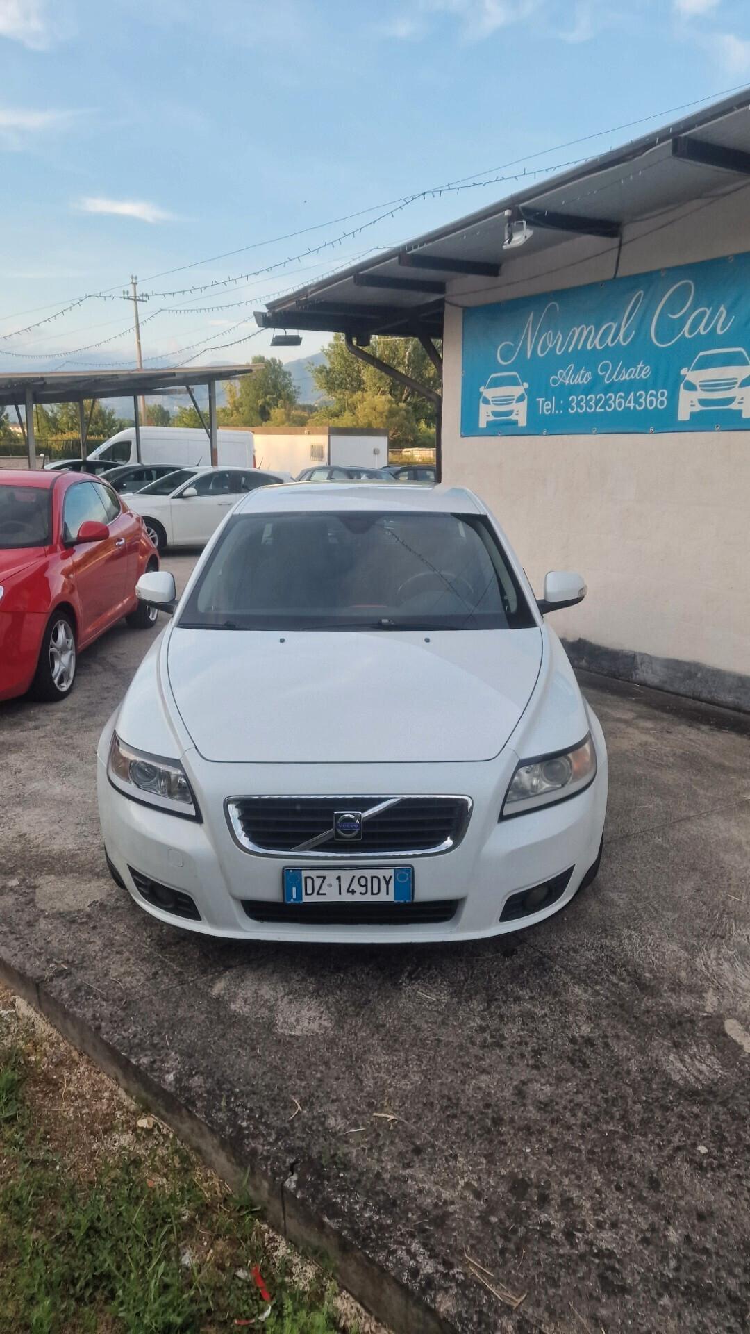 Volvo V50 1.6 D DRIVE cat R-Design "130.000 Km"