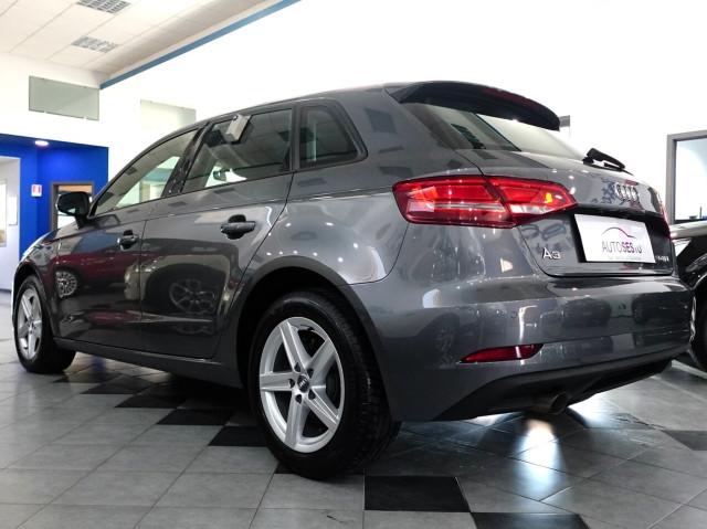 Audi A3 1.6 TDI 116 CV 30 S TRONIC BUSINESS