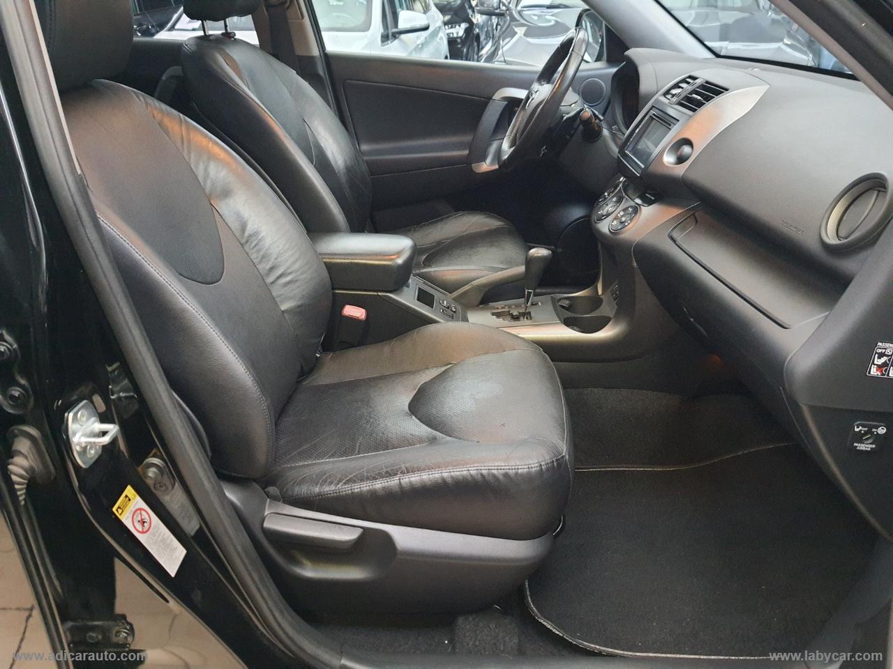 TOYOTA RAV4 Crossover 2.2 D-Cat A/T 150CV