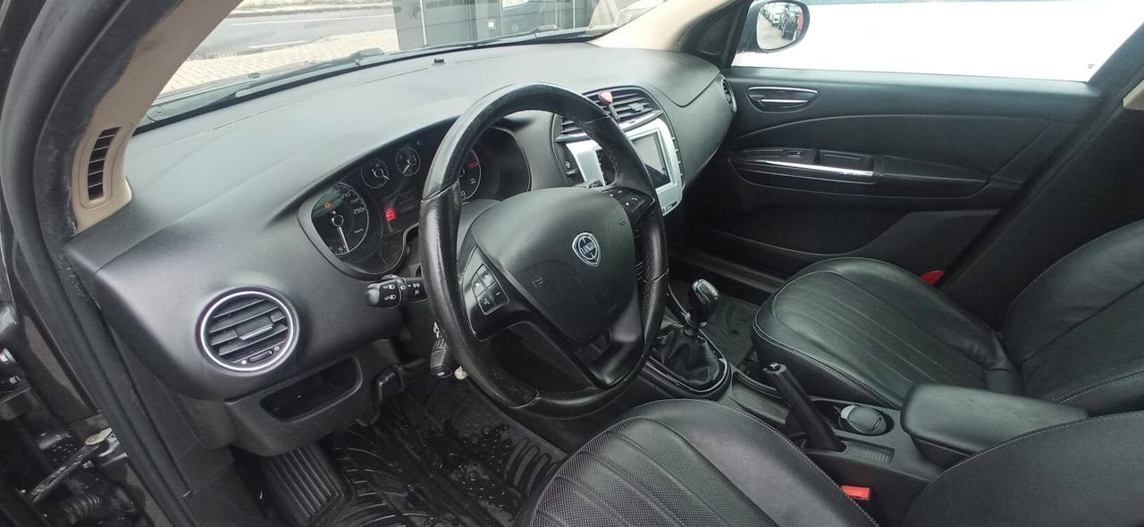 Lancia Delta SENZA BUSTA PAGA
