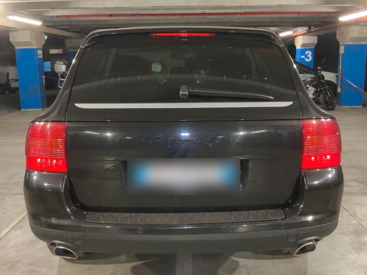 Porsche Cayenne 4.5 cat S