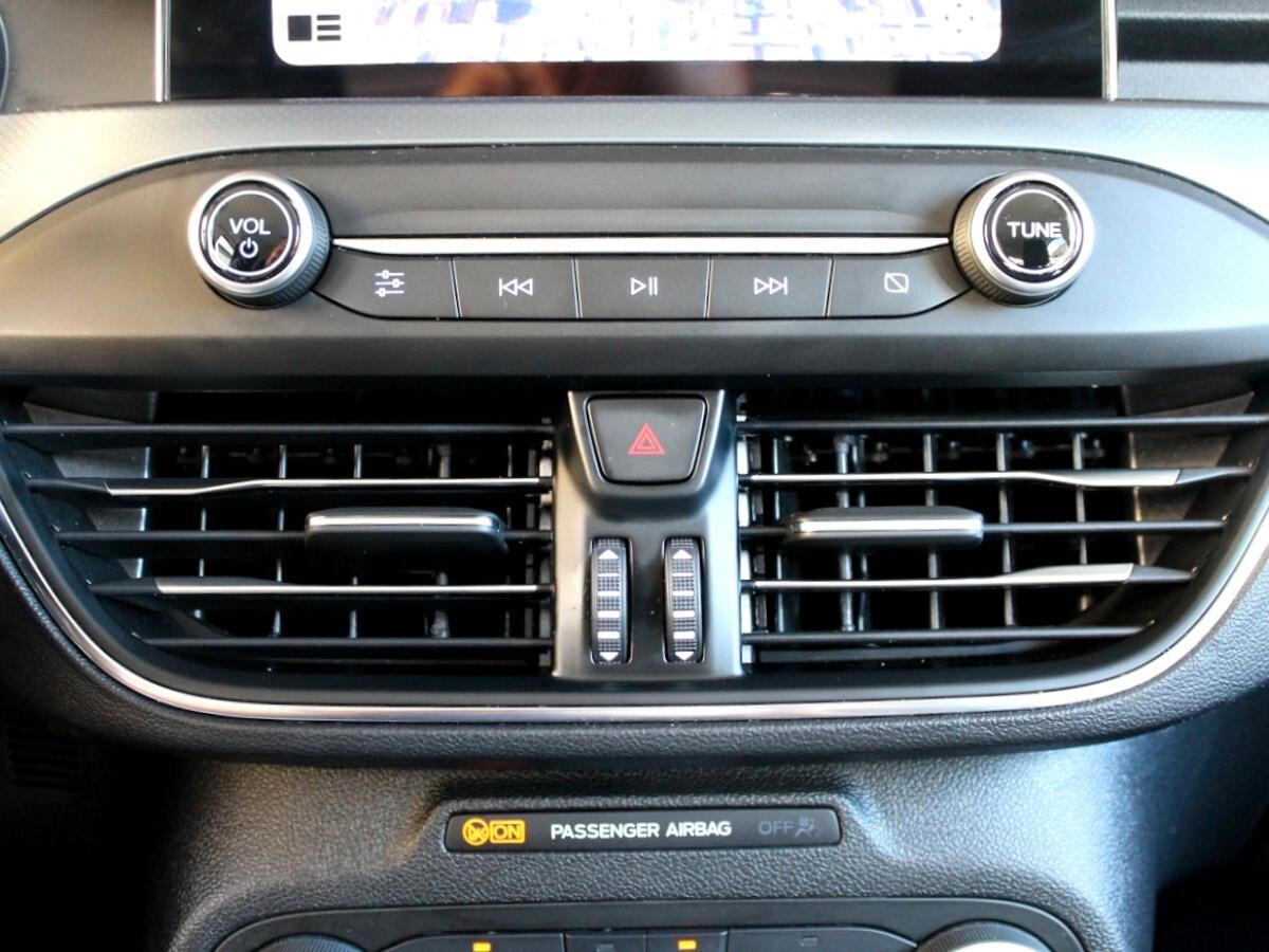 Ford Focus 1.5 EcoBlu 120Cv Navi Cam Apple & Android