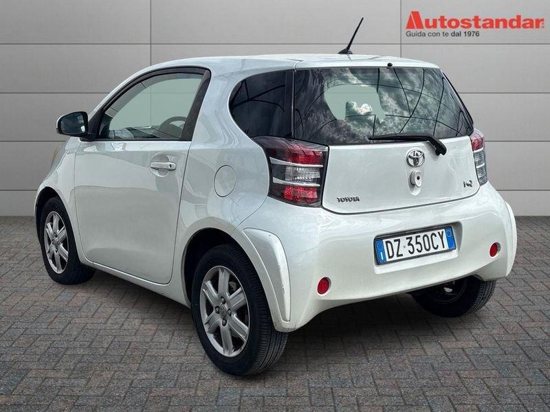 Toyota iQ 1.0