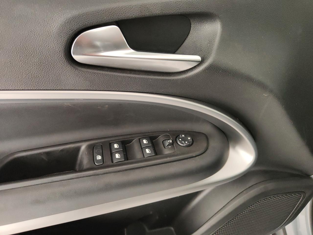 Jeep Avenger 1.2 Turbo 100 CV Summit