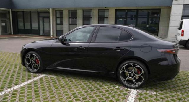 ALFA ROMEO Giulia 2.0 Turbo 280 CV AT8 AWD Q4 Competizione