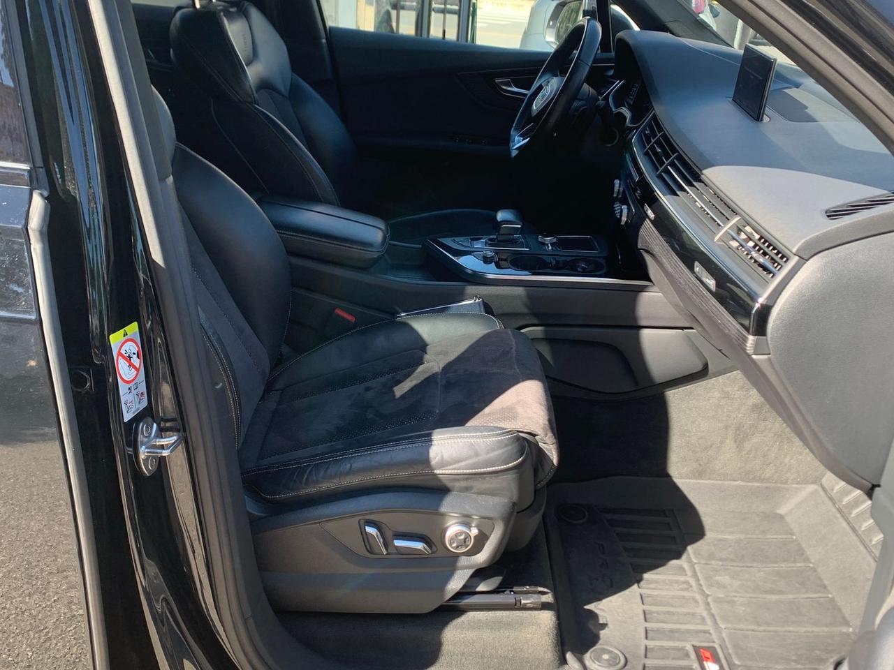 Audi Q7 3.0 50 TDI MHEV S Line
