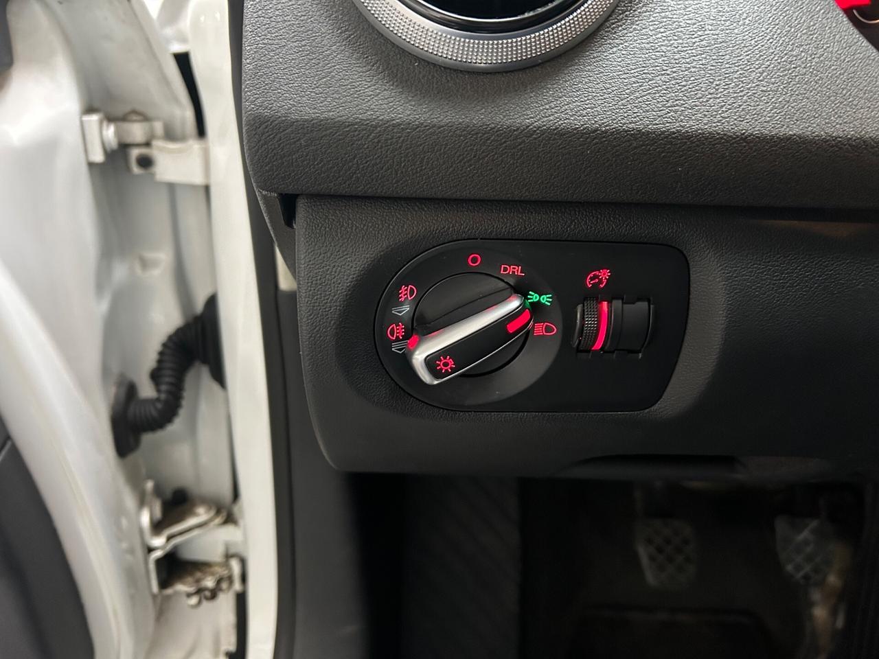 Audi A3 1.6 TDI 105 CV CR Attraction