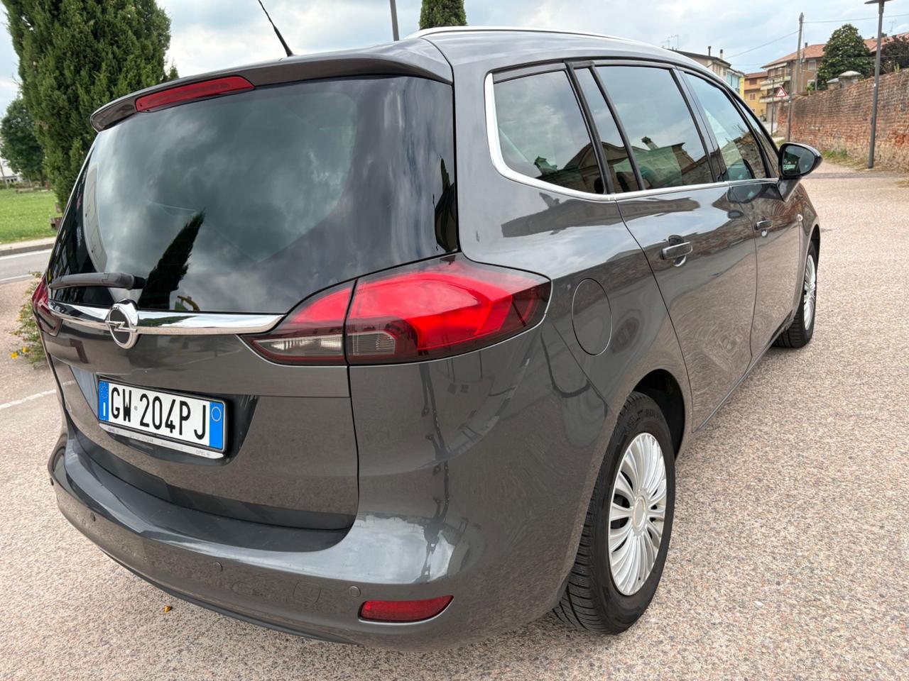 Opel Zafira 2.0 CDTi 130CV 7 posti pronta uso