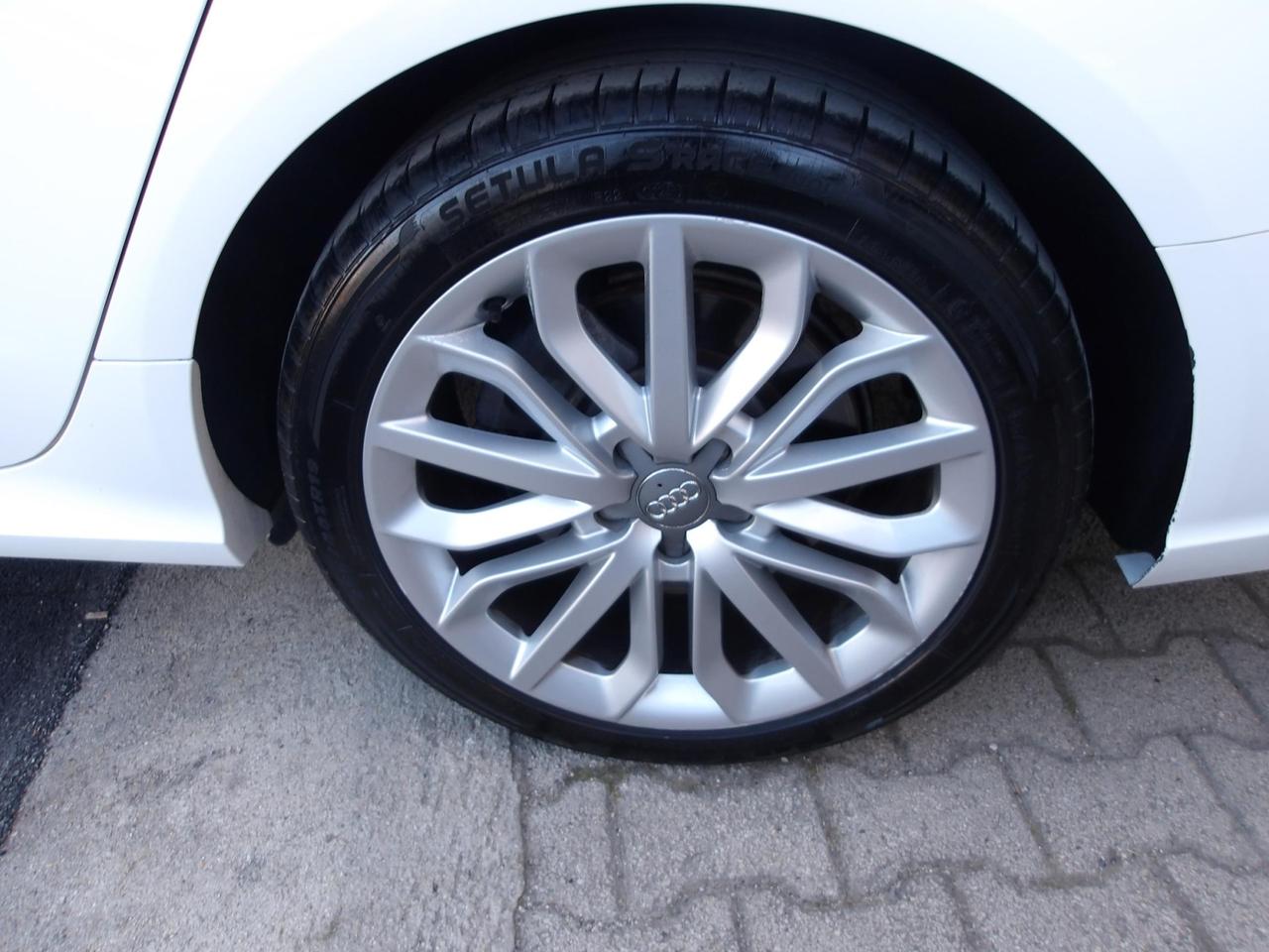 Audi A6 Avant 3.0 tdi quattro 272cv s-tronic